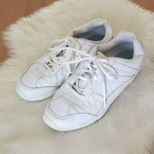 Smartfit white girls cheerleading sneakers sz 4